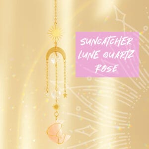 Le suncatcher avec quartz rose en lune aide à apporter de l'amour dans une maison